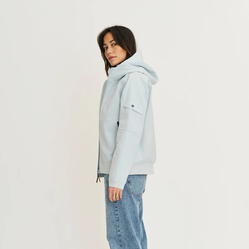 Halle Light blue