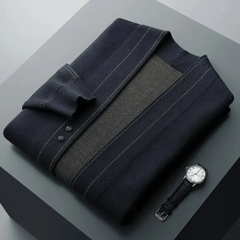 Herren Strickjacke aus Schurwolle | Warmer Cardigan mit Jacquardmuster | Weiche Wolljacke mit Knopfleiste