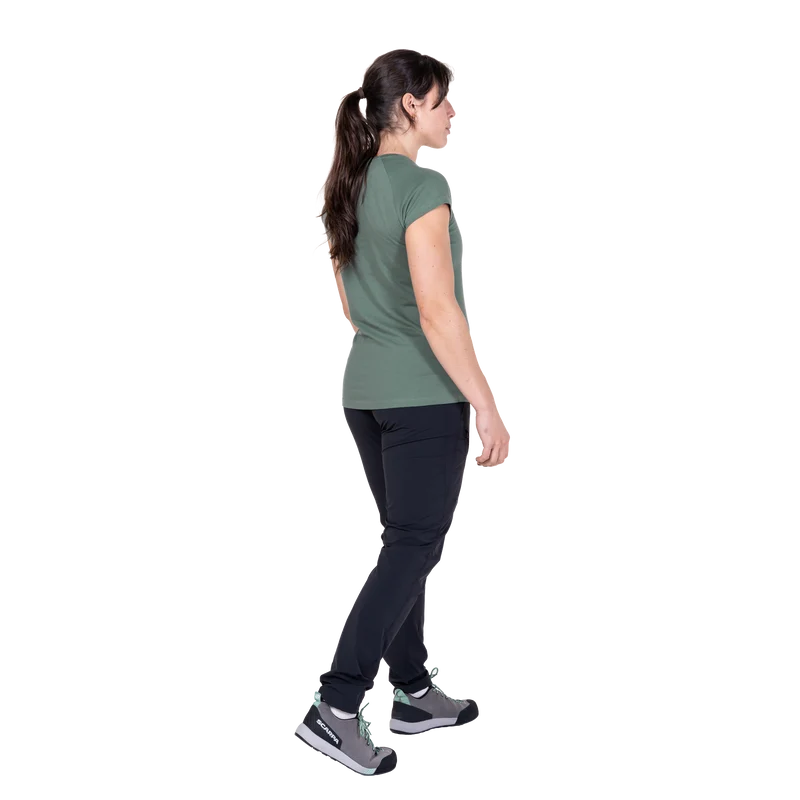 Mountain Flower Women's Tee
