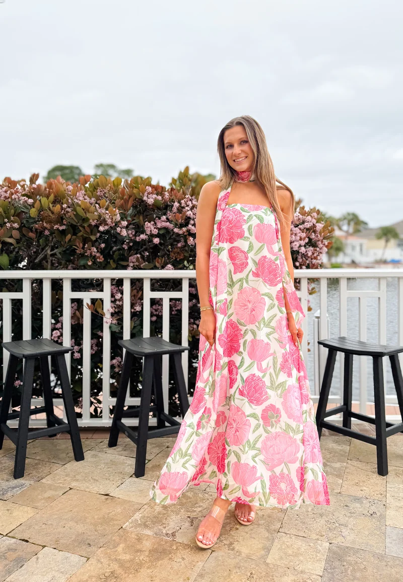 Rosé Garten-Schal MaxiDamen Maxi-Kleid mit Blumenmuster & Neckholder | Luftiges Sommerkleid mit Schal-Detail | Fließende PassformKleid