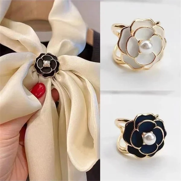 Coraline™ Elegantes Modedetail