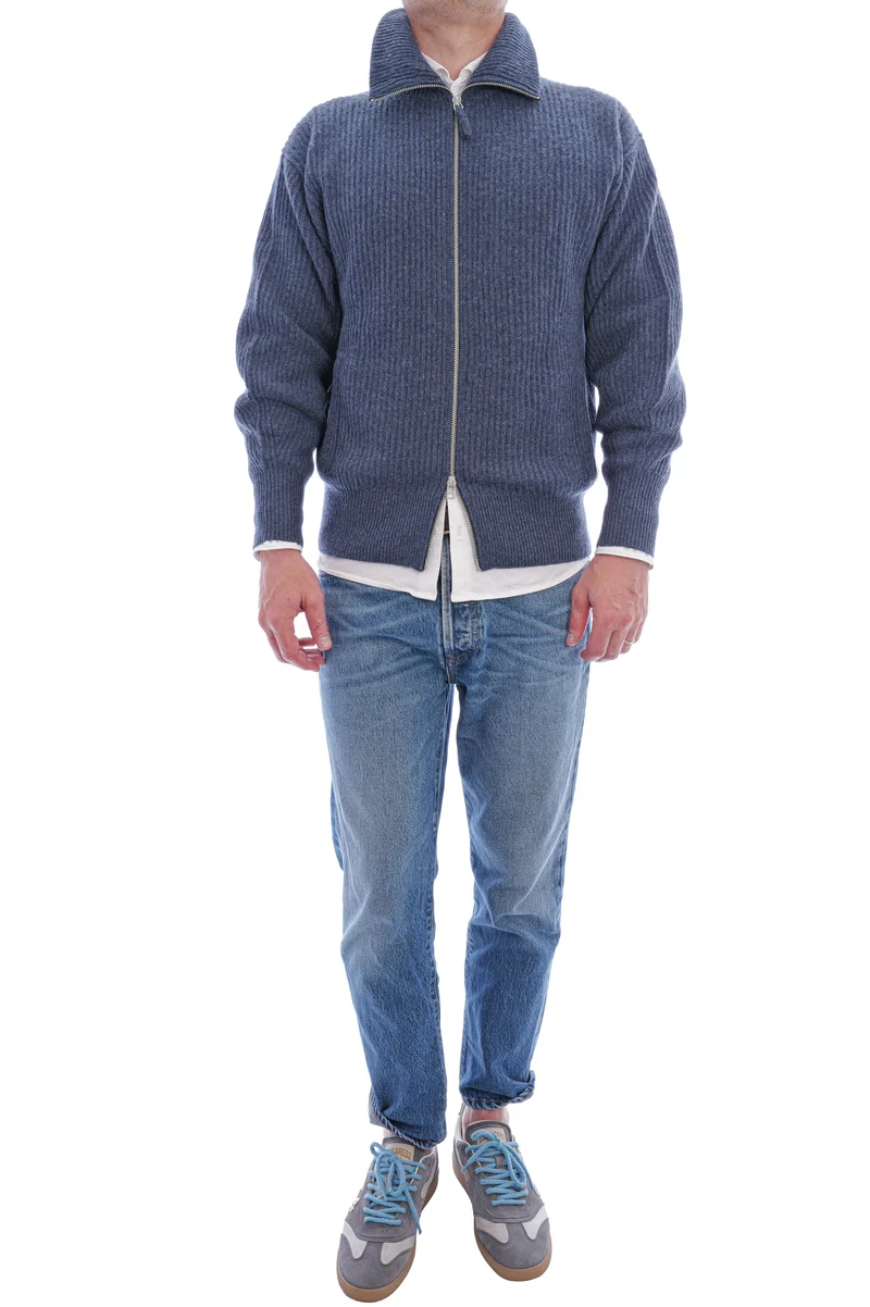Kaschmirstrickjacke mit hohem Kragen Orionblau