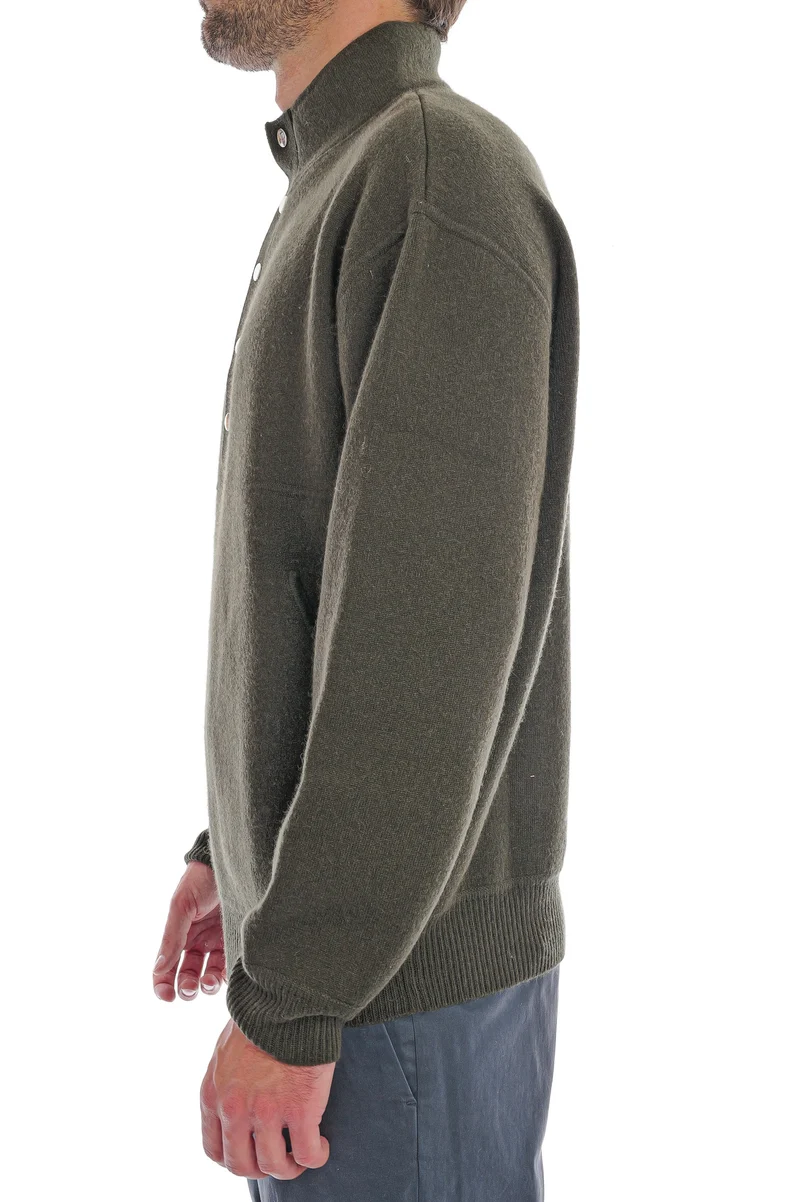 Pullover mit Stehkragen Olive