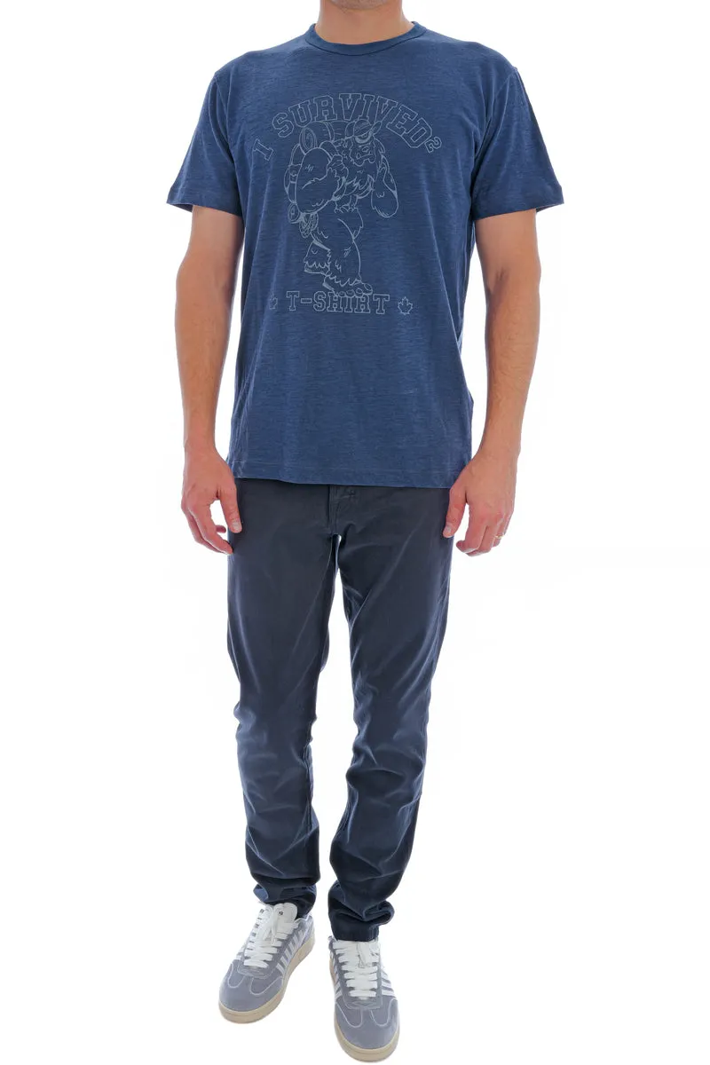 T-Shirt 'I Survived' Blau