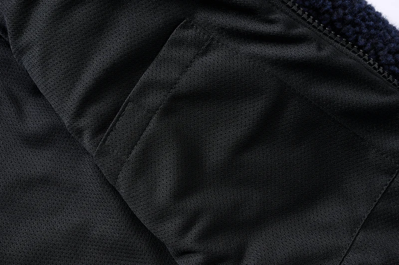 Teddyfleece Kapuzenjacke von Brandit