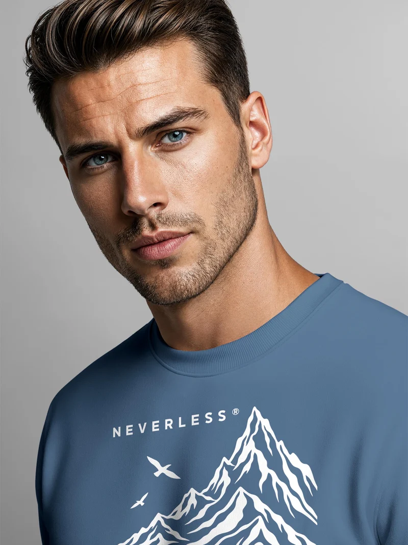 Herren Sweatshirt Higher Ground Line Art Frontprint Regular Fit