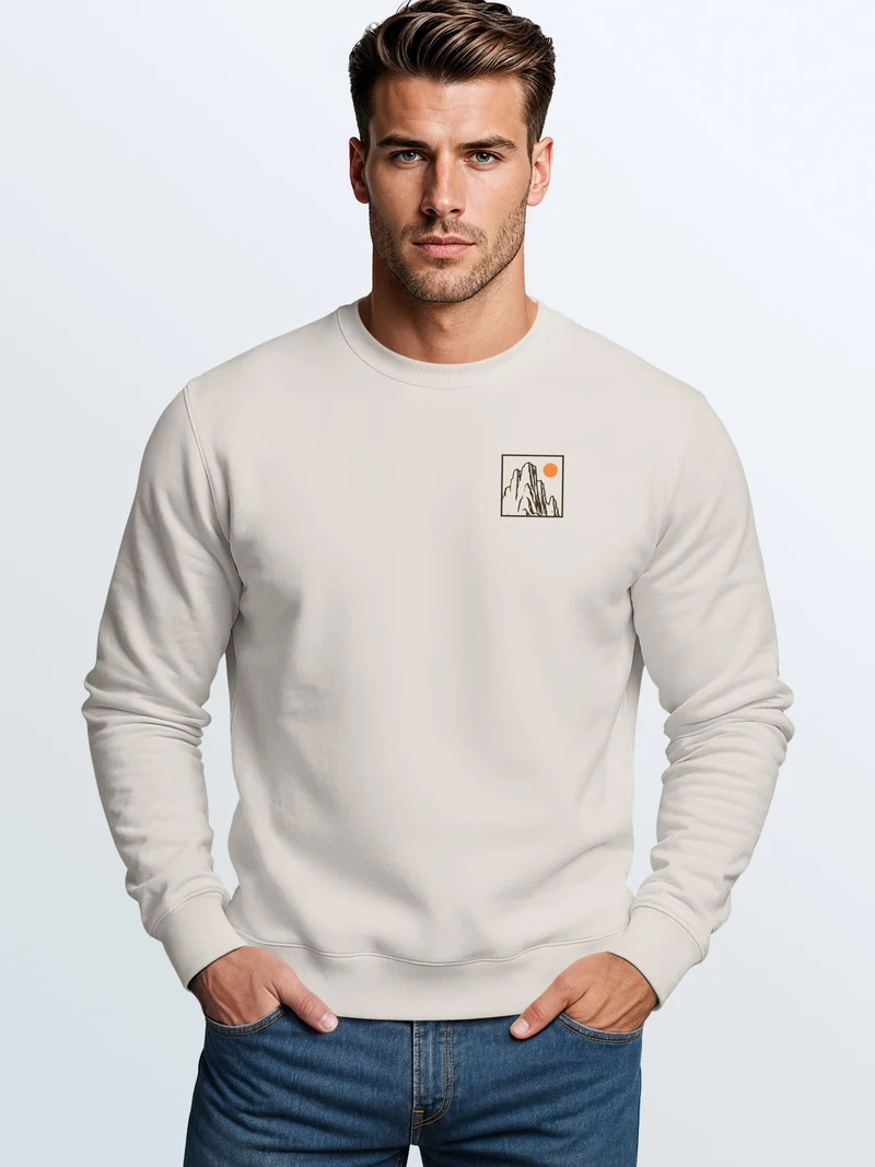 Herren Sweatshirt Summit Vibes Mountain Backprint Regular Fit