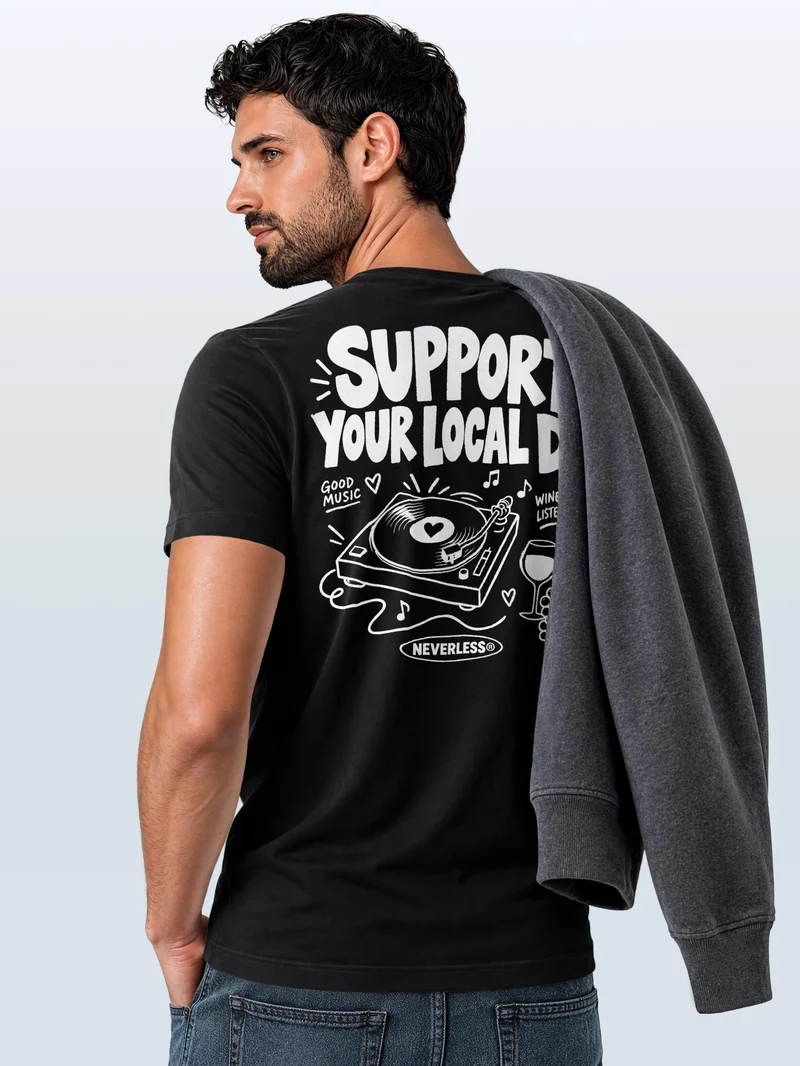 Herren T-Shirt Backprint Support Your Local DJ – Baumwollshirt Streetstyle Slim Fit