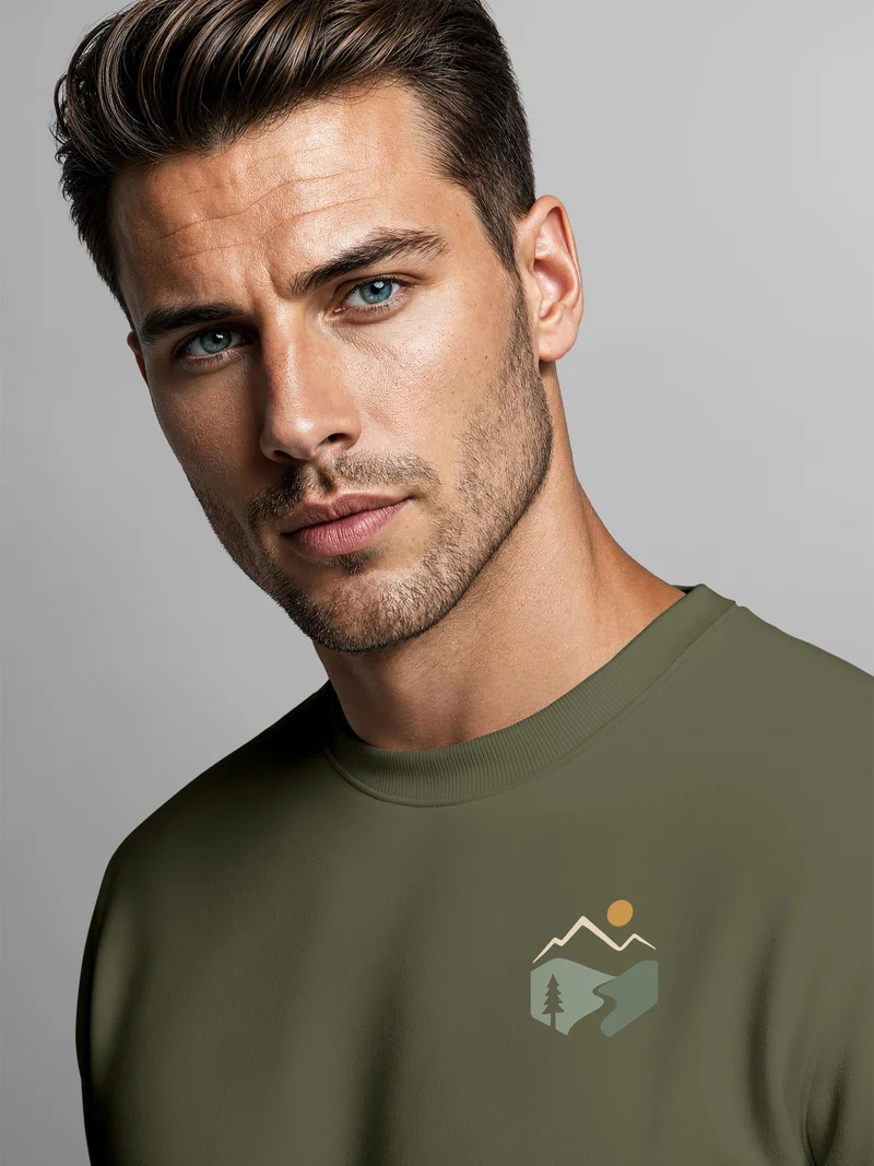 Herren Sweatshirt mit Frontprint - Mountain Trail - Regular Fit