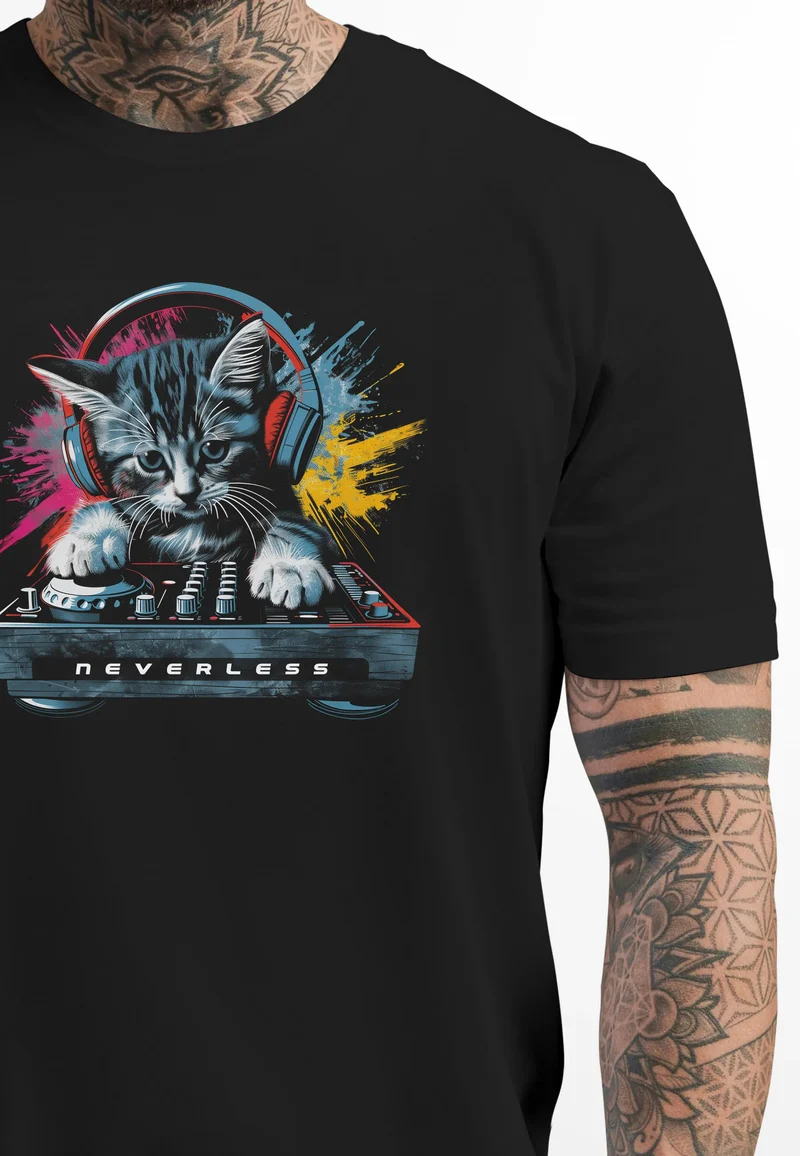 Herren T-Shirt Techno DJ Katze Electronic Music Rave Festival Printshirt Fashion Streetstyle