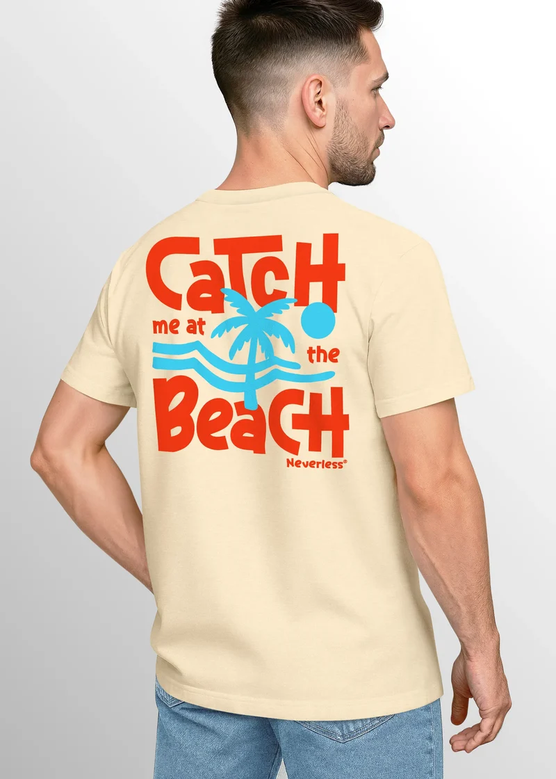 Herren T-Shirt Backprint Catch Me at the Beach – Sommer Funshirt mit Palmen Print Retro Schriftzug – Strand Grafikshirt Fashion Streetstyle