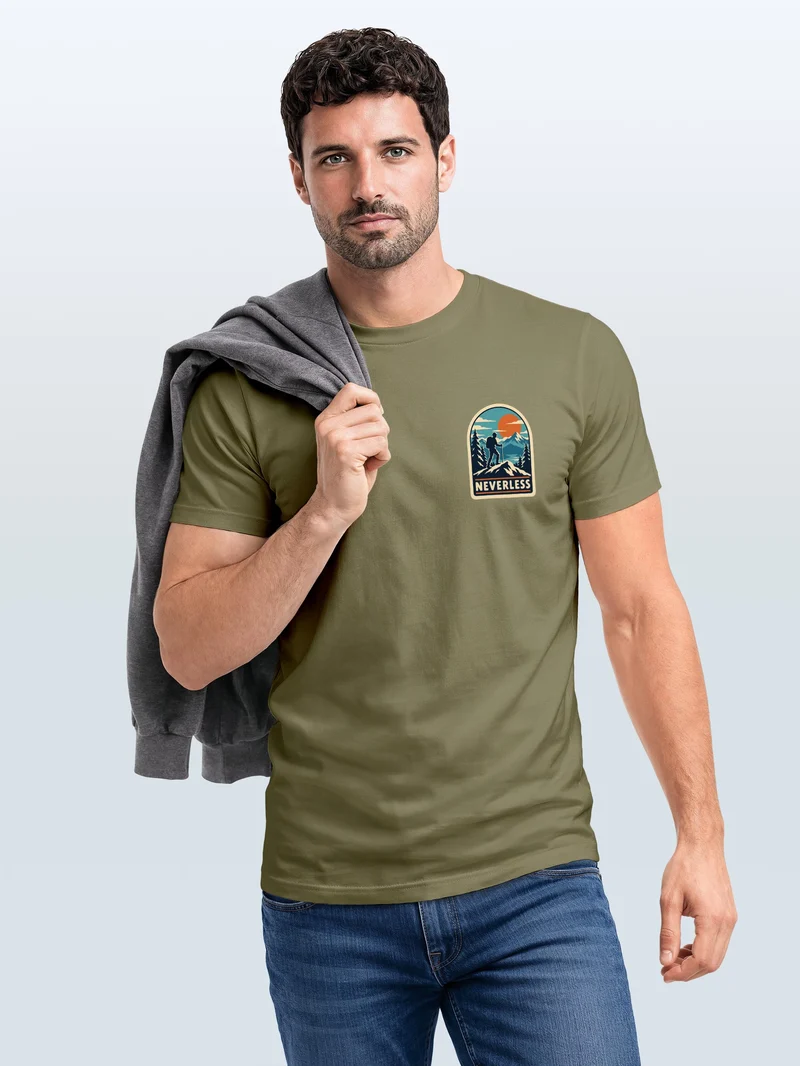 Herren T-Shirt Outdoor Hiking Badge Brustprint Slim Fit