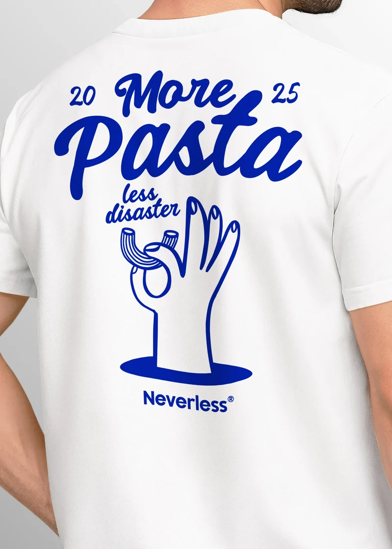 Herren T-Shirt Backprint More Pasta Less Disaster Grafikshirt Nudeln Sommer Fashion Streetstyle