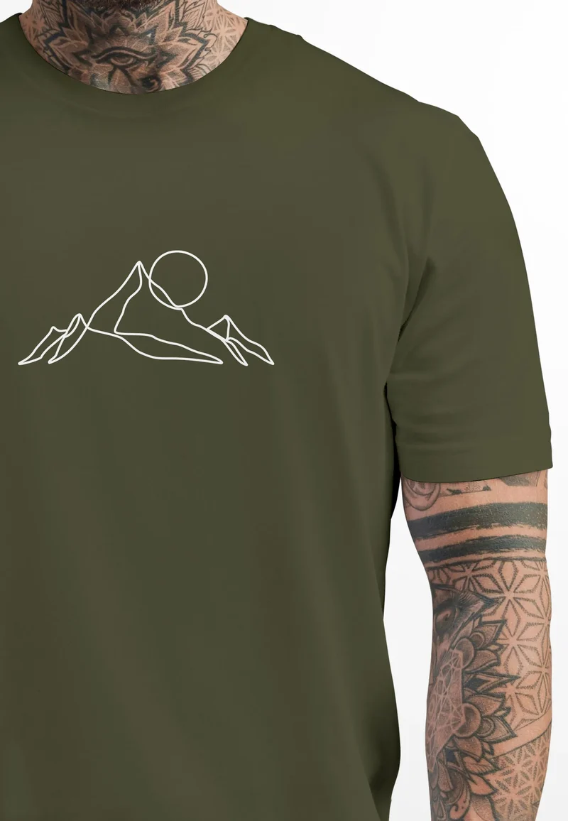 Herren T-Shirt Berge Wandern Brustprint Aufdrucke Gebirge Outdoor Fashion Streetstyle