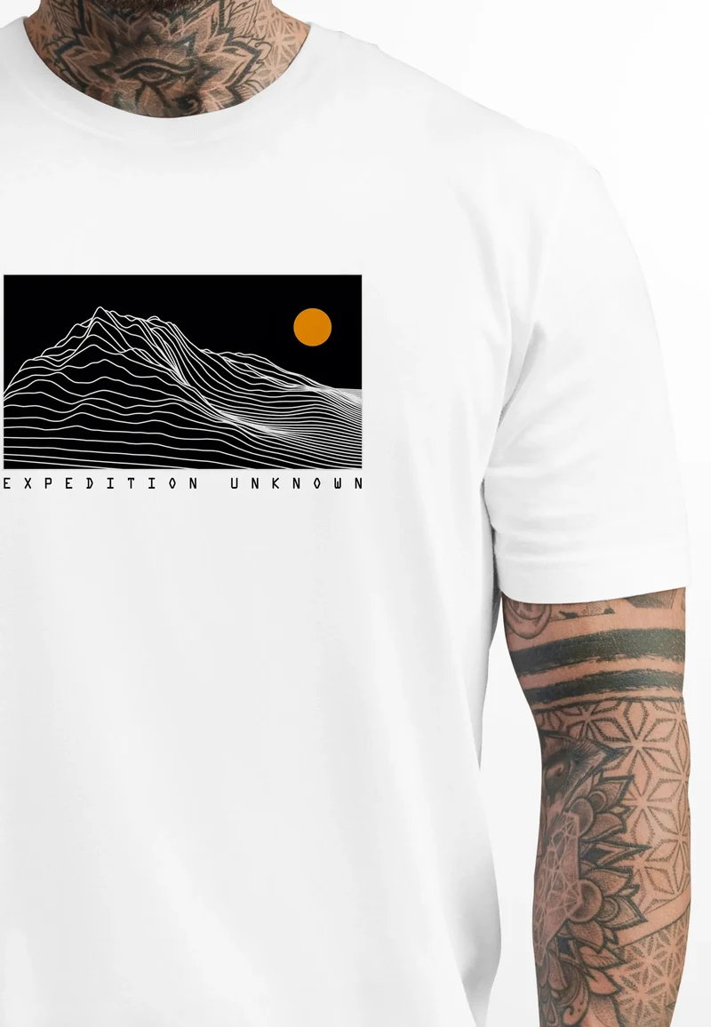Herren T-Shirt Frontprint Wandern Berge Grafik Schriftzug Outdoor Natur Fashion Streetstyle Printshirt