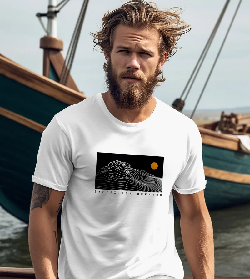Herren T-Shirt Frontprint Wandern Berge Grafik Schriftzug Outdoor Natur Fashion Streetstyle Printshirt