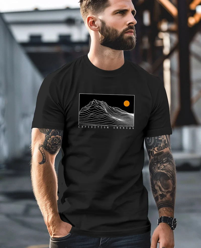 Herren T-Shirt Frontprint Wandern Berge Grafik Schriftzug Outdoor Natur Fashion Streetstyle Printshirt