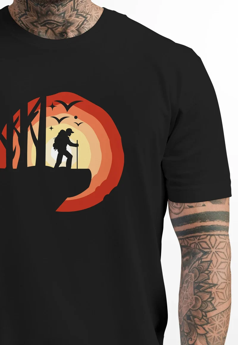 Herren T-Shirt Wander-Motiv Trekking Aufdruck Printshirt Outdoor Fashion Streetstyle