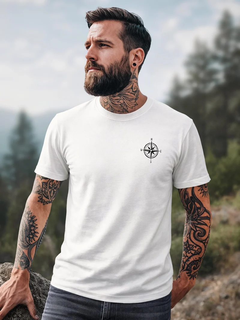 Herren T-Shirt Kompass Brustprint Slim Fit