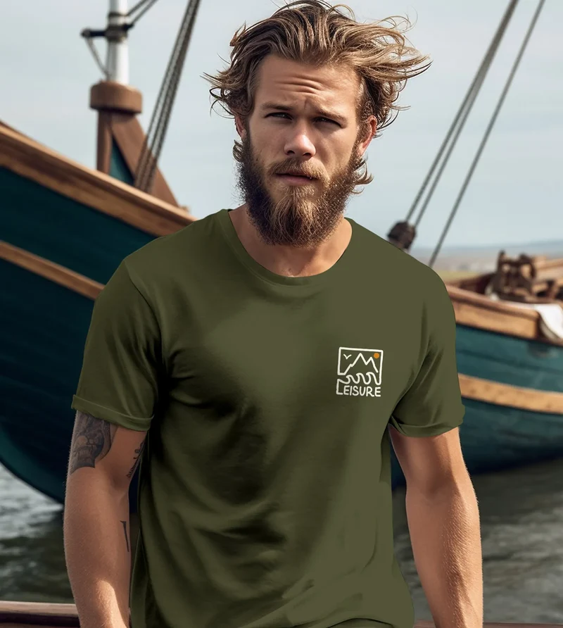 Herren T-Shirt Wandern Berge Natur Aufdruck Printshirt Outdoor Fashion Grafik Design