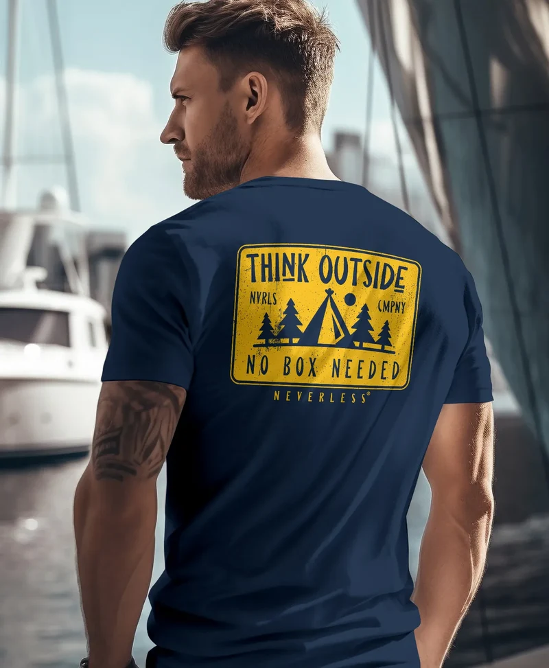 Herren T-Shirt Backprint SpuchThink Outside Rückenaufdruck Wald Outdoor Camping Männer Fashion Streetstyle