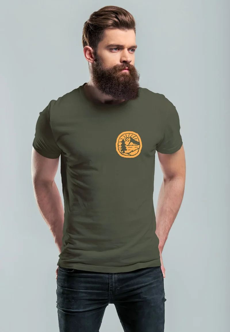 Herren T-Shirt Print Logo Badge Landschaft Natur Berge Wandern Outdoor Fashion