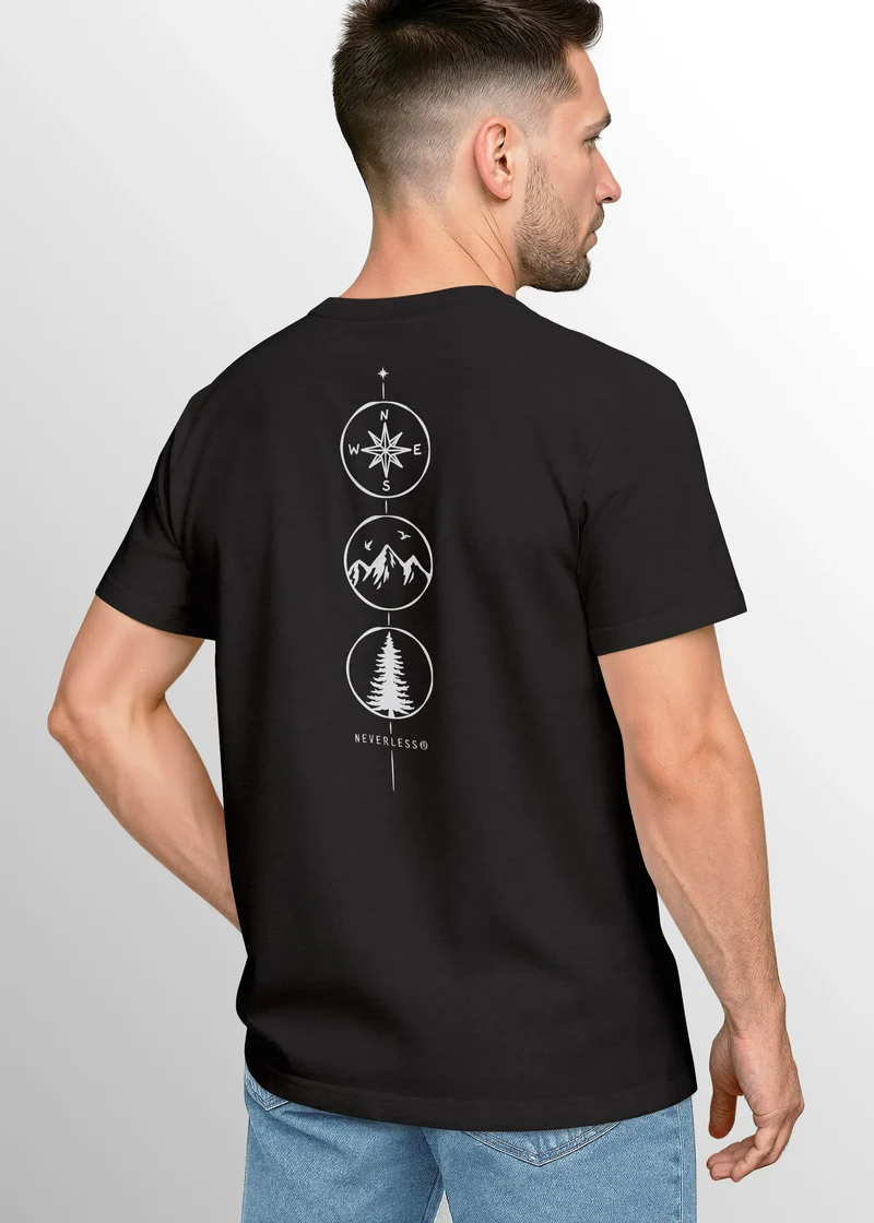 Herren T-Shirt Backprint Outdoor Elemente - Compass Mountains Tree - Grafikshirt Natur Symbole Printshirt Männer Fashion Streetstyle