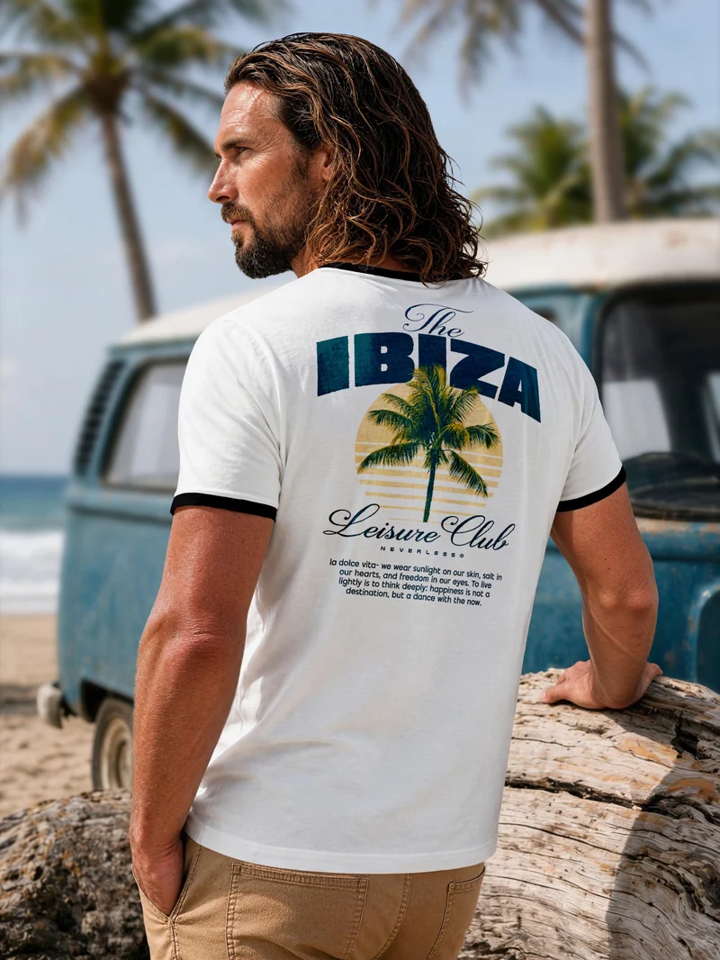 Herren T-Shirt Retro Kontrastbund - Design Ibiza Leisure Club - Printshirt im Vintage-Look