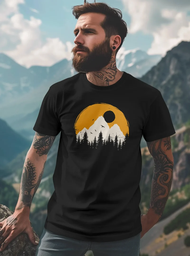 Herren T-Shirt Outdoor Print Natural Badge Logo Wandern Fashion Streetstyle