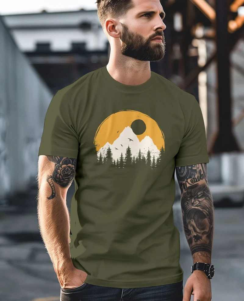 Herren T-Shirt Outdoor Print Natural Badge Logo Wandern Fashion Streetstyle