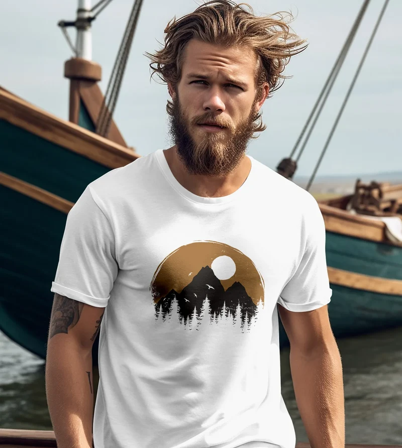 Herren T-Shirt Outdoor Print Natural Badge Logo Wandern Fashion Streetstyle
