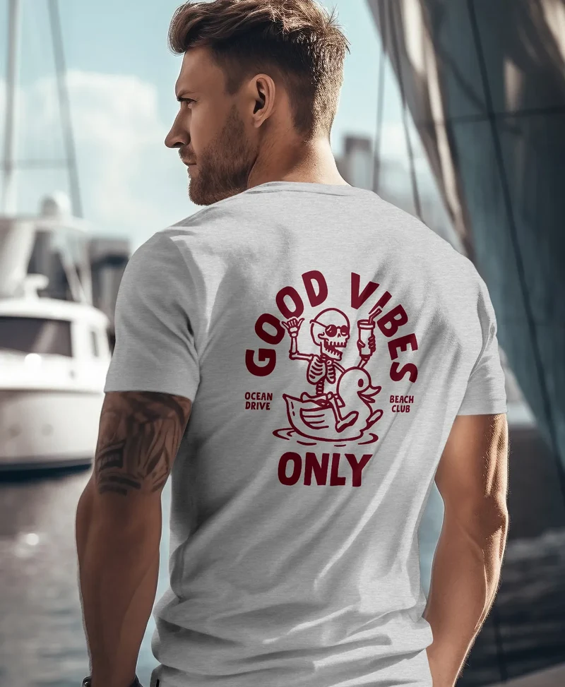 Herren T-Shirt Backprint Good Vibes Only Quitsche-Ente Motivprint Rückendruck Sommer Fashion Streetstyle