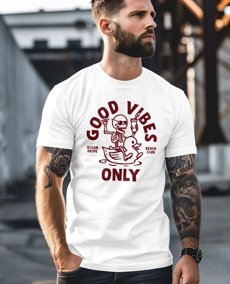 Herren T-Shirt Printshirt Spruch Good Vibes Only Skelett-Motiv Sommer Frontprint Fashion Streetstyle