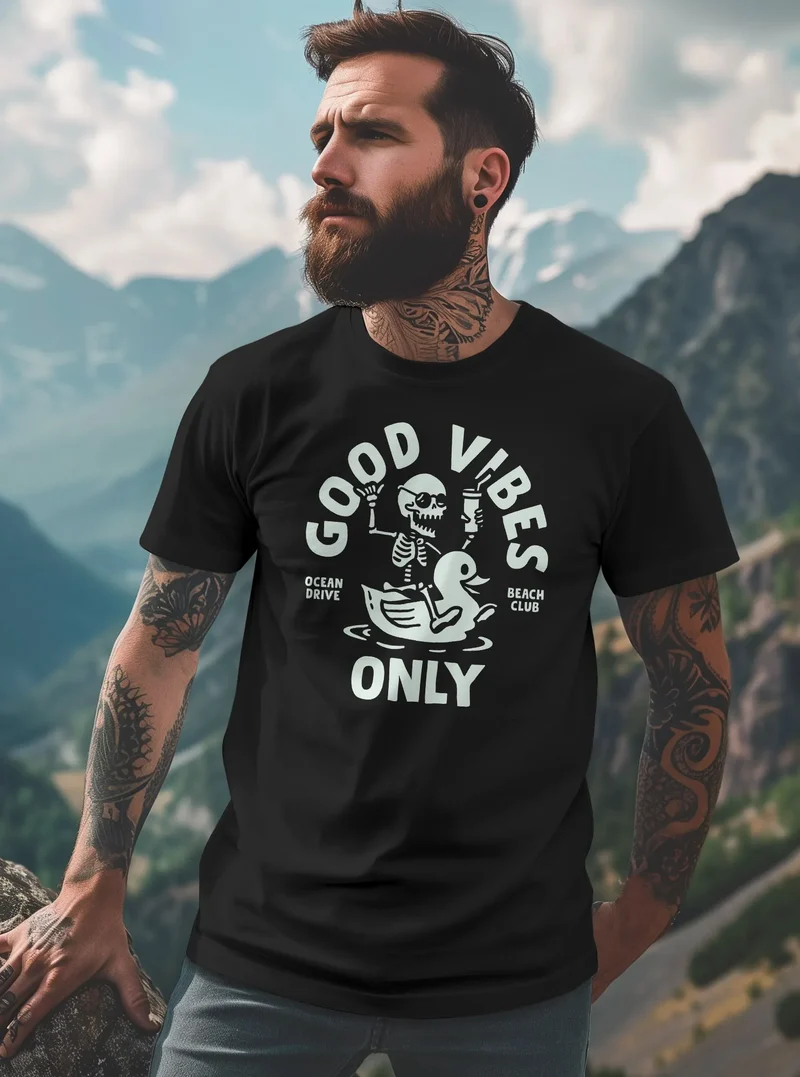 Herren T-Shirt Printshirt Spruch Good Vibes Only Skelett-Motiv Sommer Frontprint Fashion Streetstyle