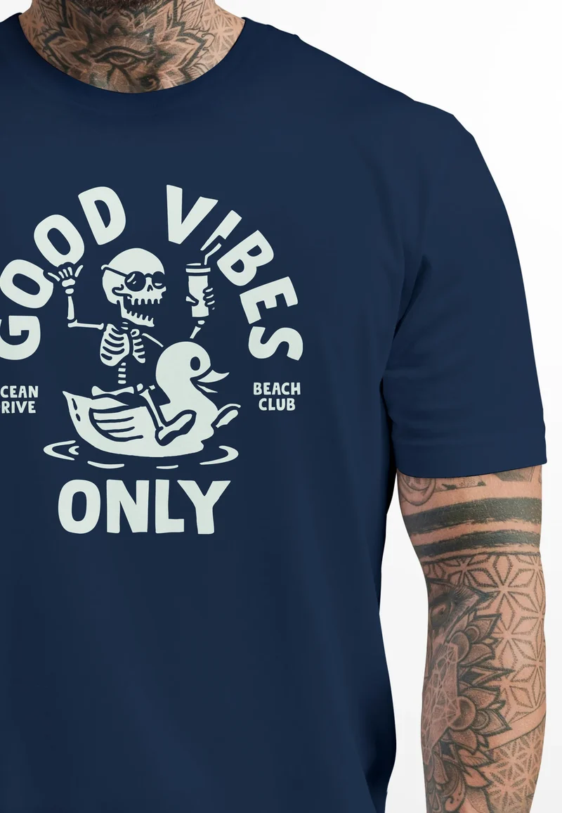 Herren T-Shirt Printshirt Spruch Good Vibes Only Skelett-Motiv Sommer Frontprint Fashion Streetstyle
