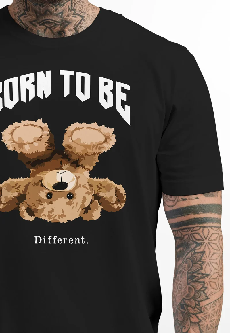 Herren T-Shirt Printshirt Born to be different Schriftzug Bear Bär Teddy Fashion Streetstyle