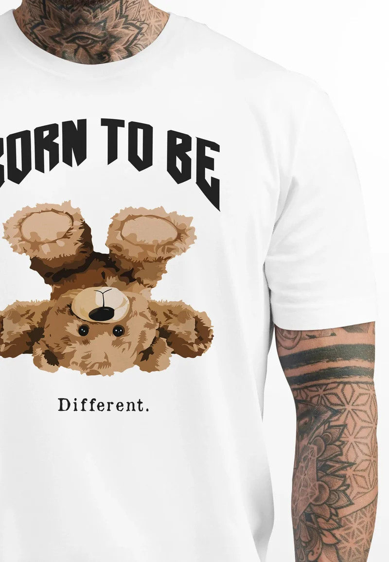 Herren T-Shirt Printshirt Born to be different Schriftzug Bear Bär Teddy Fashion Streetstyle