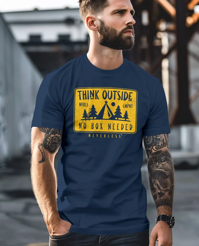 Herren T-Shirt SpuchThink Outside Rückenaufdruck Wald Outdoor Camping Printshirt Männer Fashion Streetstyle