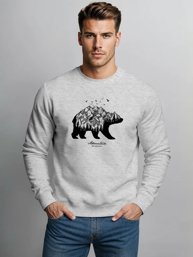 Sweatshirt Herren Bär Abenteuer Berge Wald Bear Mountains Adventure Rundhals-Pullover