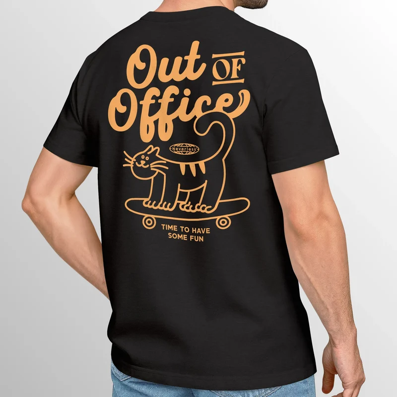 Herren T-Shirt Backprint Out of Office Grafikshirt Katze Schriftzug Fashion Streetstyle