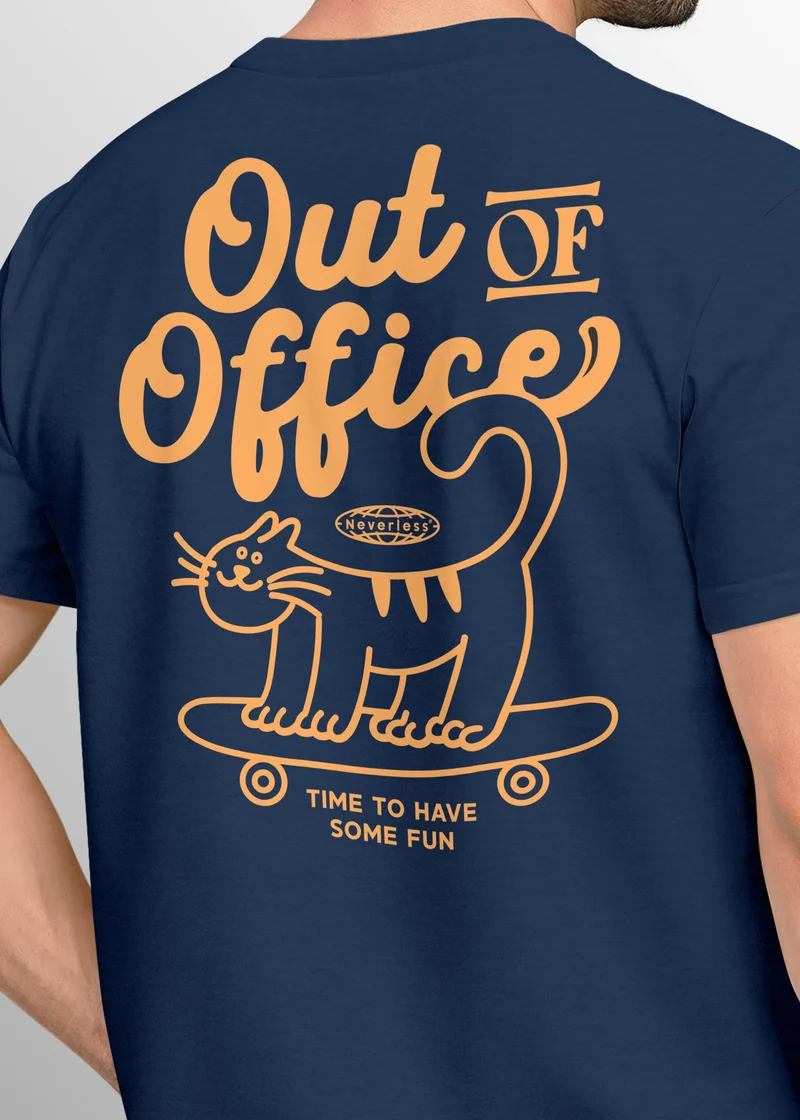 Herren T-Shirt Backprint Out of Office Grafikshirt Katze Schriftzug Fashion Streetstyle