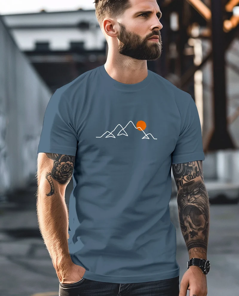 Herren T-Shirt Frontprint Line-Art Berge Wandern Natur Outdoor Fashion Streetstyle