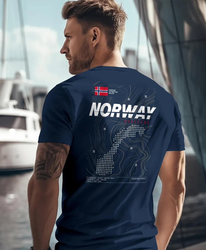 Herren T-Shirt Backprint Norwegen Flagge Schriftzug Norway Explorer Adventure Skandinavien Fashion Streetstyle