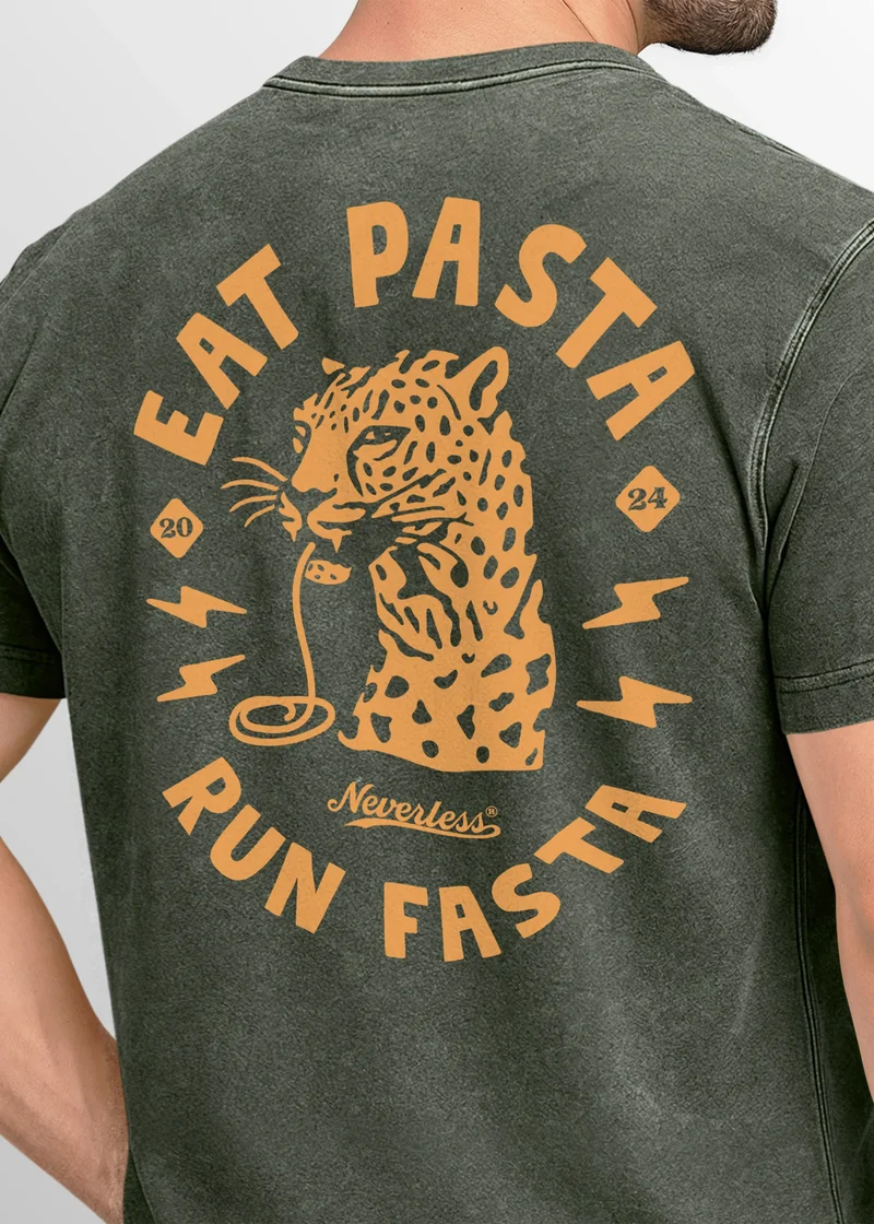 Herren Vintage T-Shirt Backprint Eat Pasta Run Fasta Leopard Grafikshirt Printshirt Aufdruck Used Look Fashion Männer