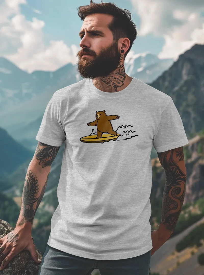 Herren T-Shirt Bär Print Surfer Surfboard Sommer Printshirt Grafikshirt Fashion Streetstyle