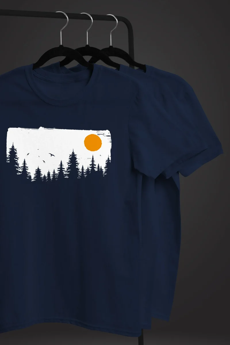 Herren T-Shirt Wald Bäume Outdoor Adventure Abenteuer Natur-Liebhaber Fashion Streetstyle
