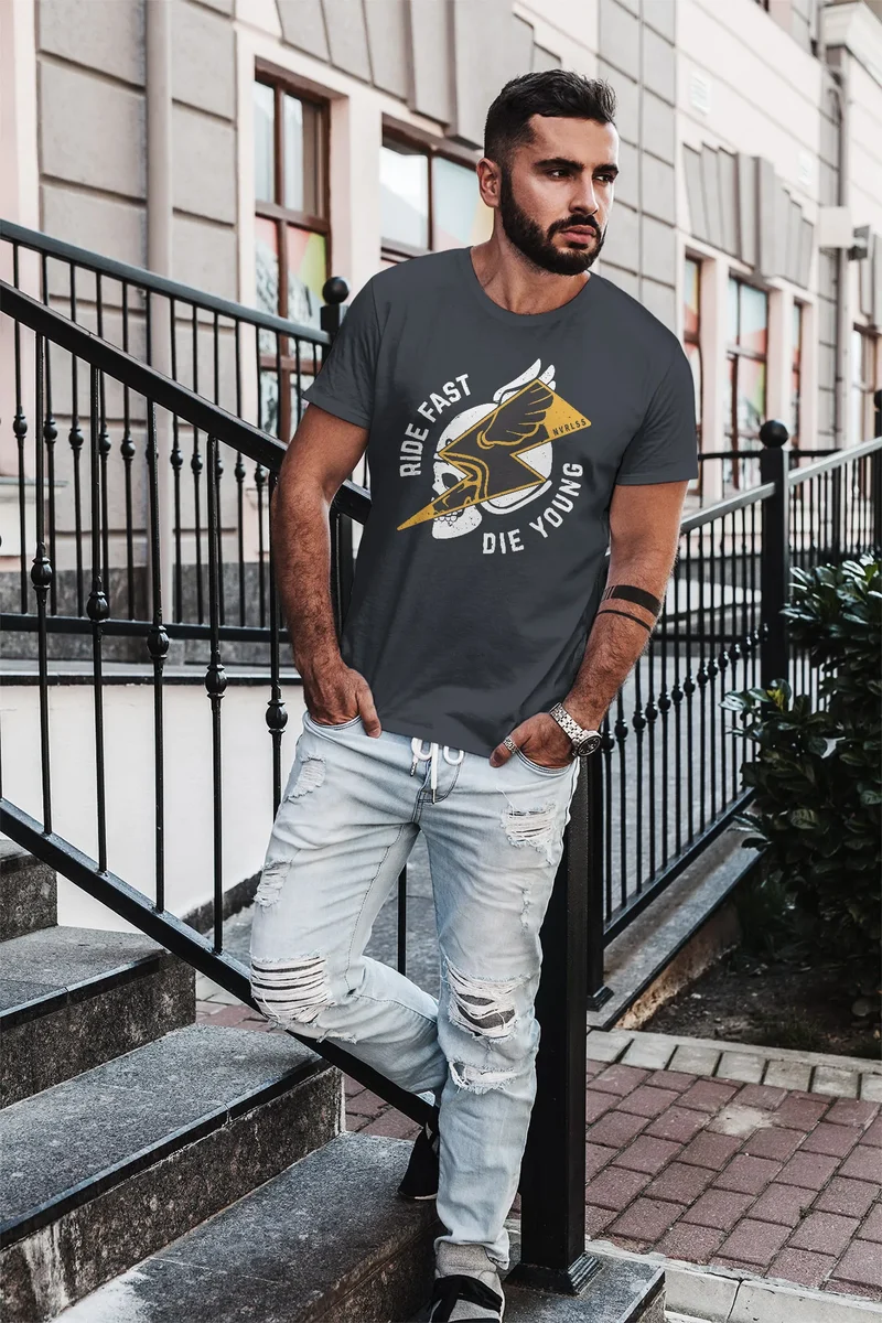 Herren T-Shirt Rocker Biker Motiv Spruch Ride Fast Die Young Flash Blitz Skull Helm Slim Fit
