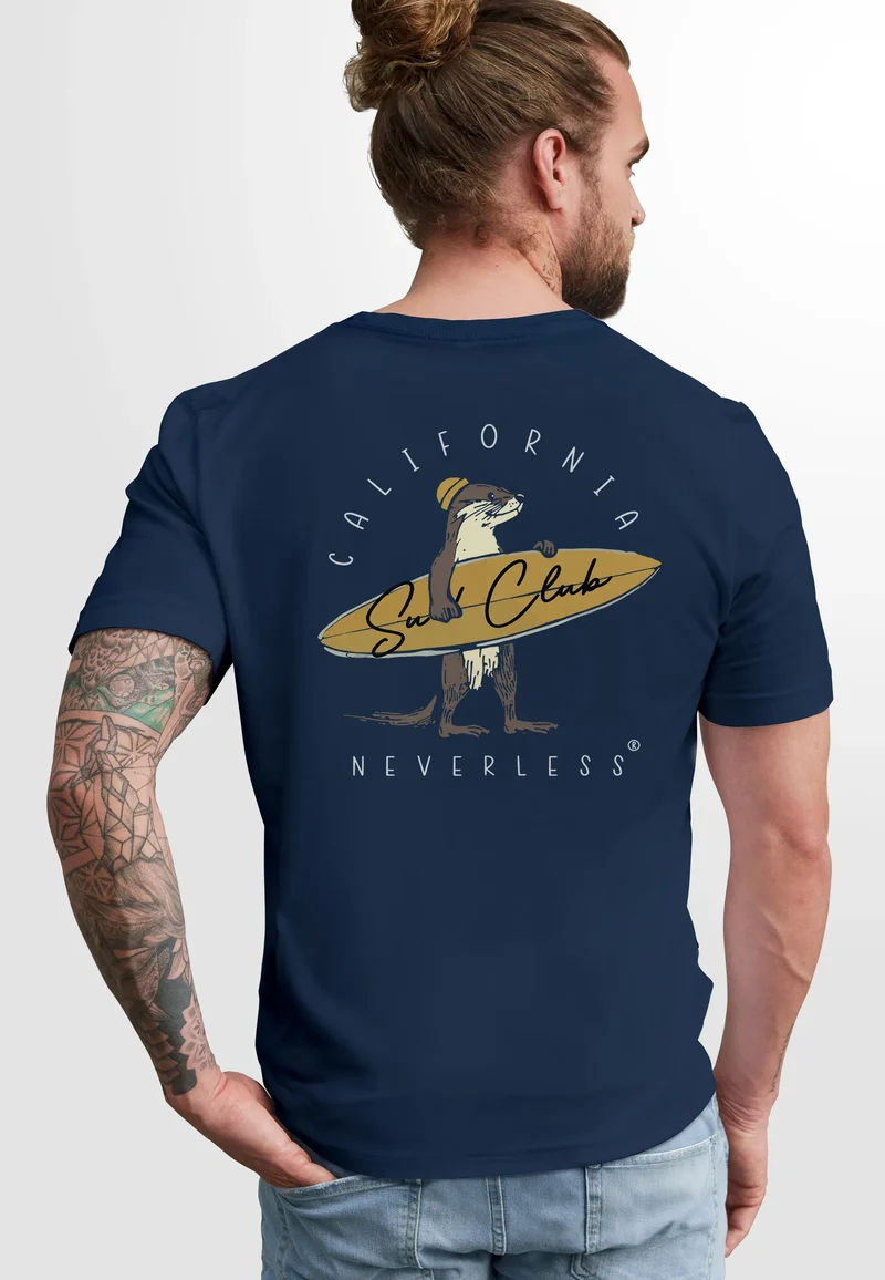 Herren T-Shirt Backprint California Surfing Otter mit Surfboard Grafik Surfer-Design Fashion Streetstyle