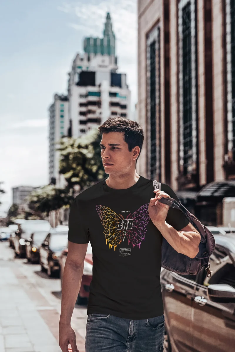 Herren T-Shirt Schmetterling Geometric Design Butterlfy Spruch Not the End Printshirt Fashion Streetstyle