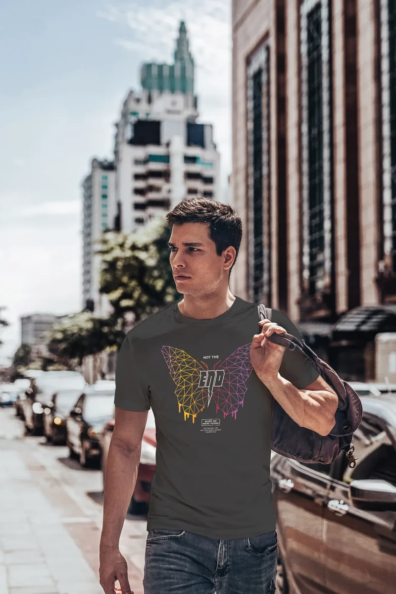 Herren T-Shirt Schmetterling Geometric Design Butterlfy Spruch Not the End Printshirt Fashion Streetstyle